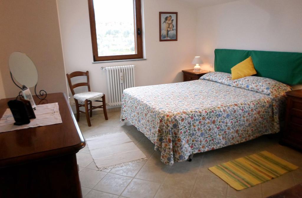 Villa I 3 Cipressi Chiassa Superiore Habitación foto