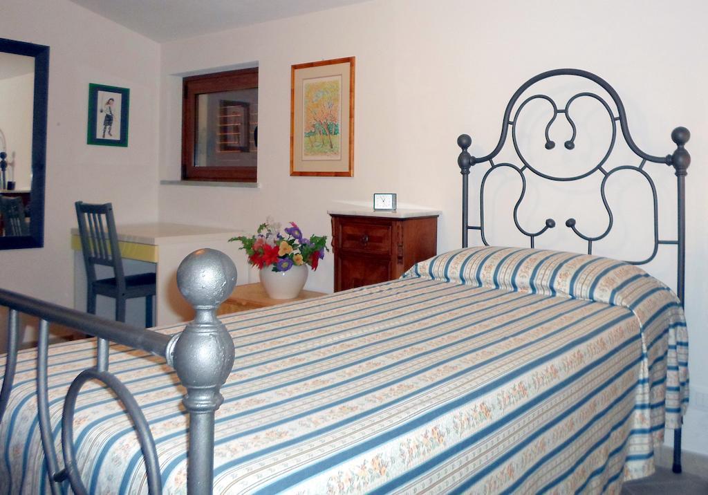 Villa I 3 Cipressi Chiassa Superiore Habitación foto
