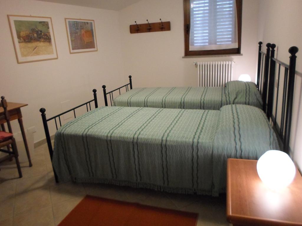 Villa I 3 Cipressi Chiassa Superiore Habitación foto